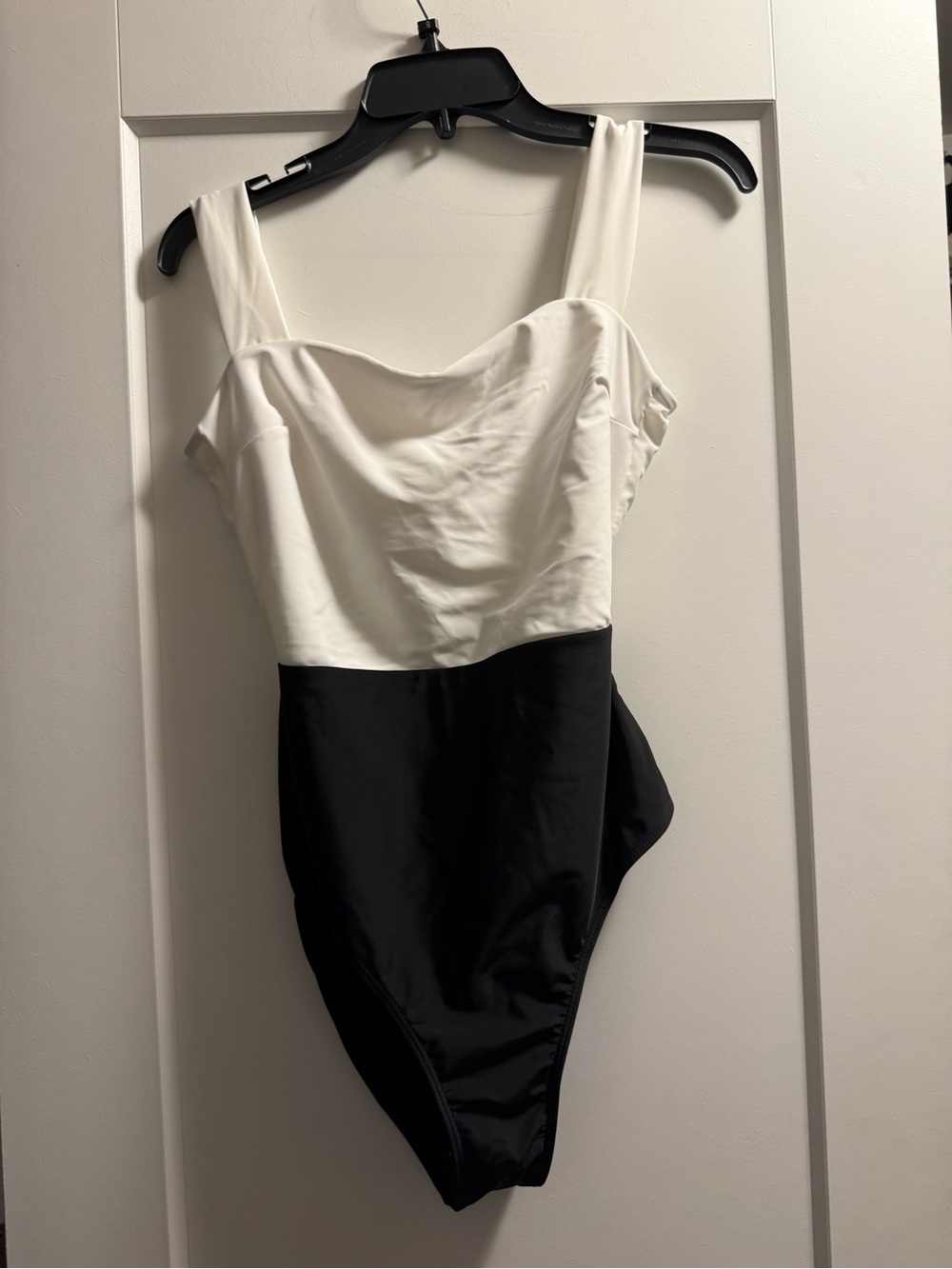 New. Classic Black and White CUPSHE Swim Suit.